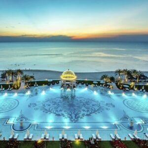 Combo Sharaton Hotel + Vinwonders