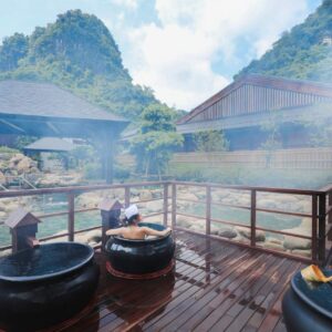 Yoko Onsen Quang Hanh