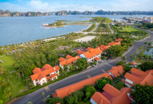 Tuần Châu Resort: Vị trí, tiện ích, giá bán, kinh nghiệm đặt phòng và đơn vị uy tín 1 DJI 0013 HDR Edit