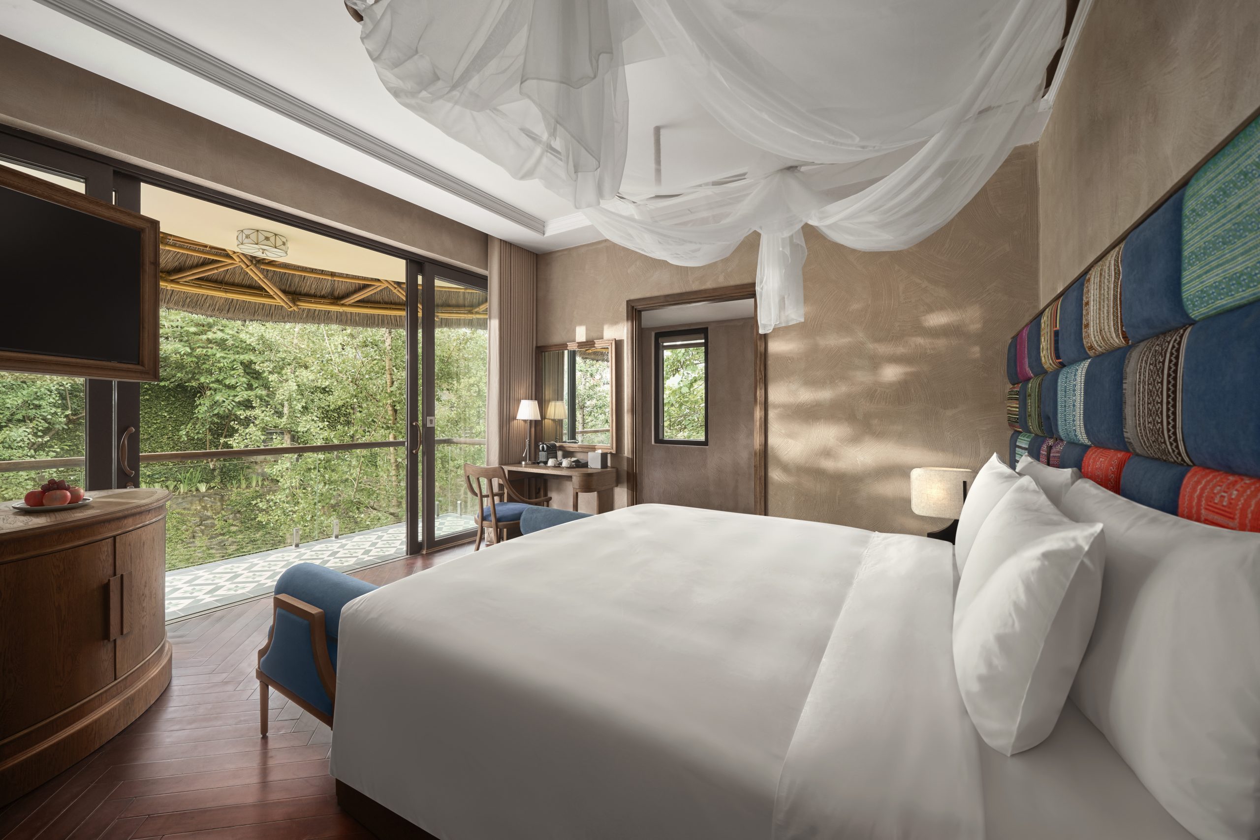 Deluxe Room 2