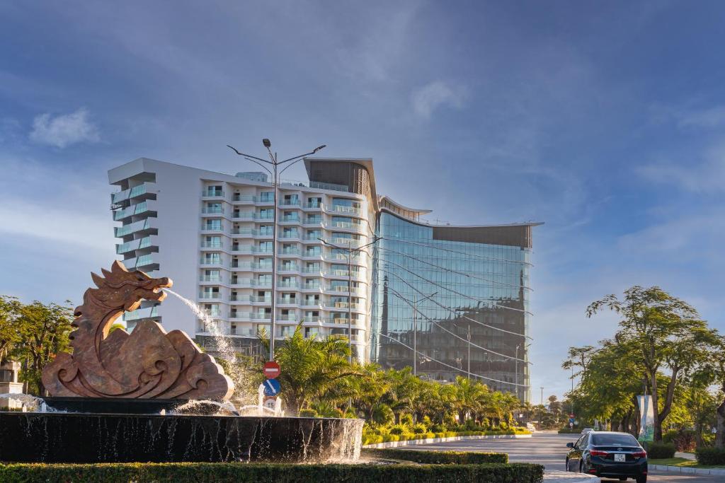 Bản đồ tọa độ check-in sở hữu mỹ thuật thị giác đỉnh cao trong hải trình khám phá đảo Hòn Dấu hoang sơ nghỉ dưỡng tại Dream Dragon Resor