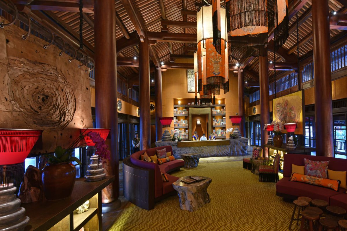 Lobby Panorama10 1200x800 1