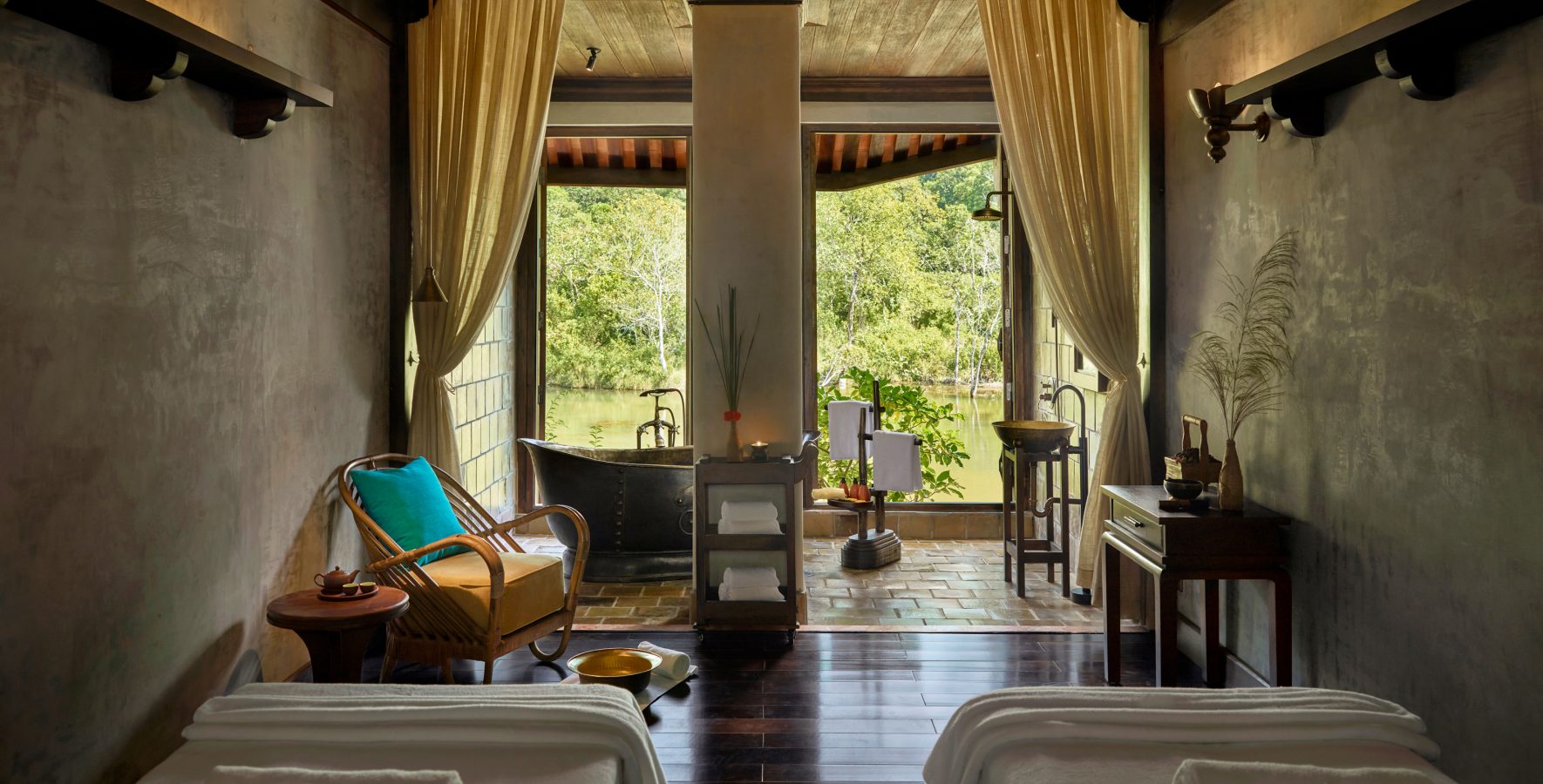 Khám phá chuỗi tiện ích chữa lành tại Legacy Yên Tử nhàn tênh cho cả gia đình 17 Treatment room 1.2 1770x900 1
