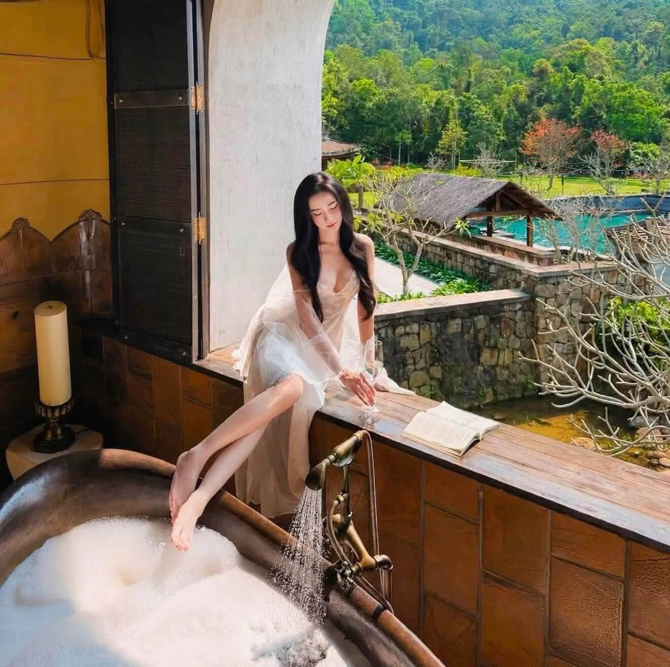 Khám phá điểm check-in mới chuẩn phong cách hoàng gia cho tín đồ "sống ảo" tại Legacy Yên Tử 22 ban cong tre