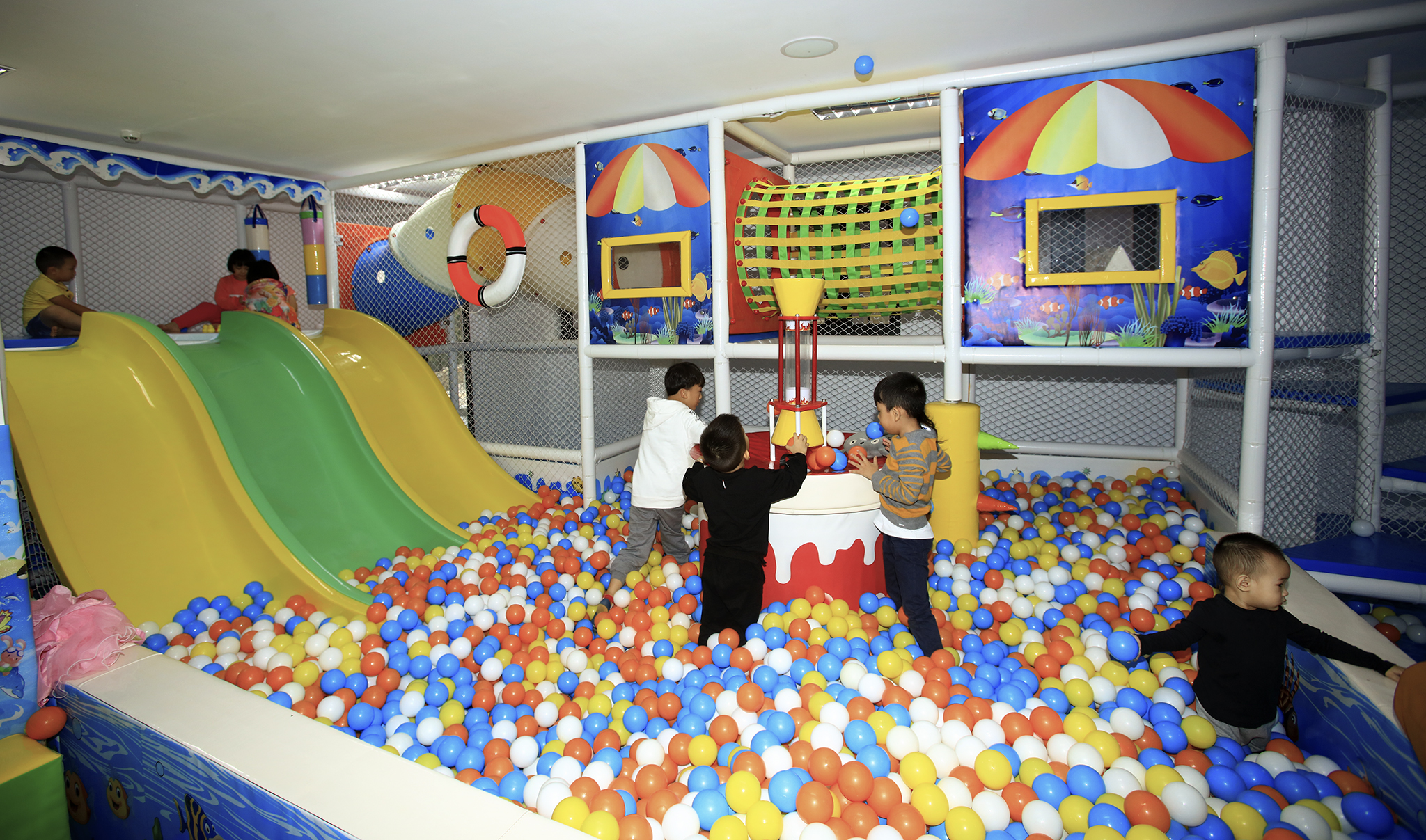 Resort gần Hà Nội có khu vui chơi cho trẻ em: Top 3 lựa chọn bố mẹ không thể bỏ qua. 33 hhhh