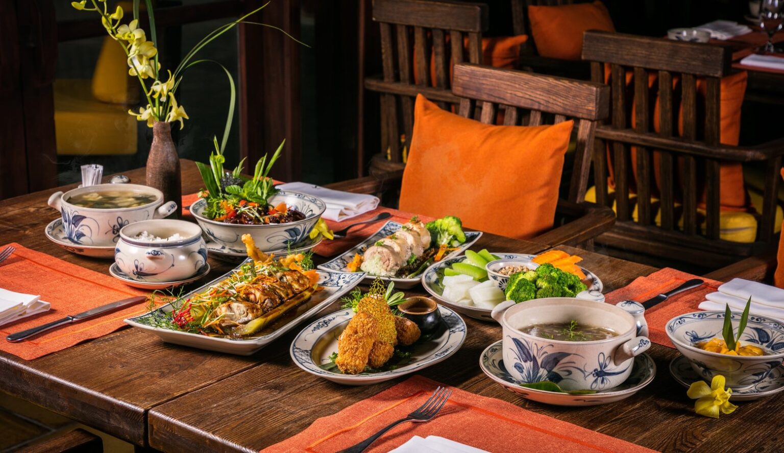 Khám phá chi tiết các hạng phòng và giá phòng tại Resort Legacy Yên Tử. 19 legacy yen tu