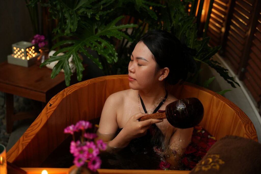 Tắm lá thuốc của người Dao đỏ tại Garrya Mù Cang Chải: Trải nghiệm thải độc sâu giữa mây ngàn