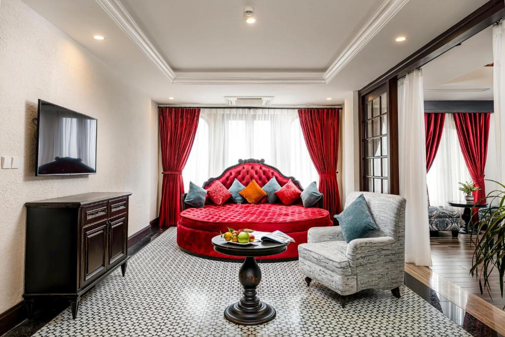 senior suite 1