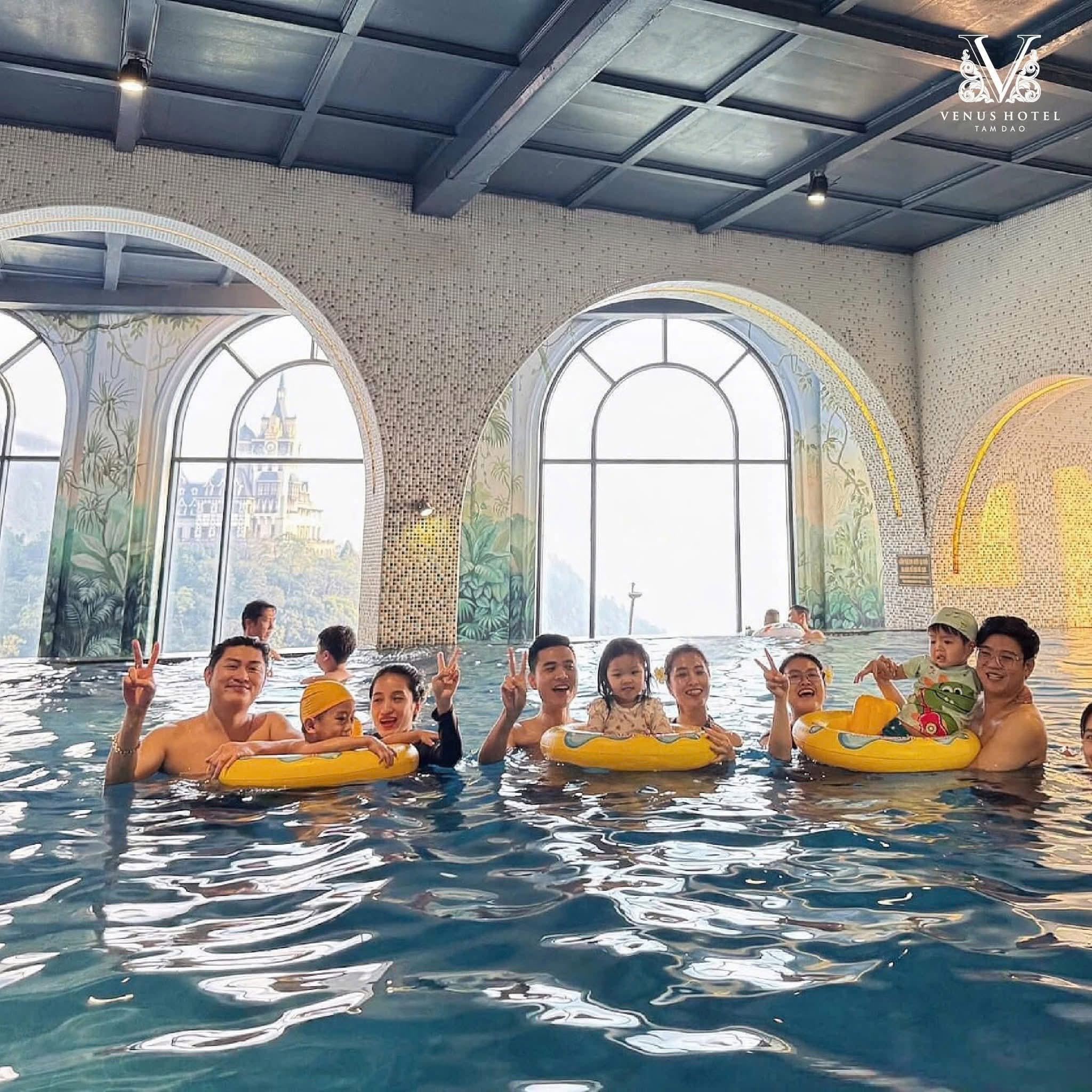 Hồ bơi vô cực Venus Tam Đảo có gì hot? Trải nghiệm bơi ngắm mây vờn đỉnh núi 26 venus-tam-dao.g