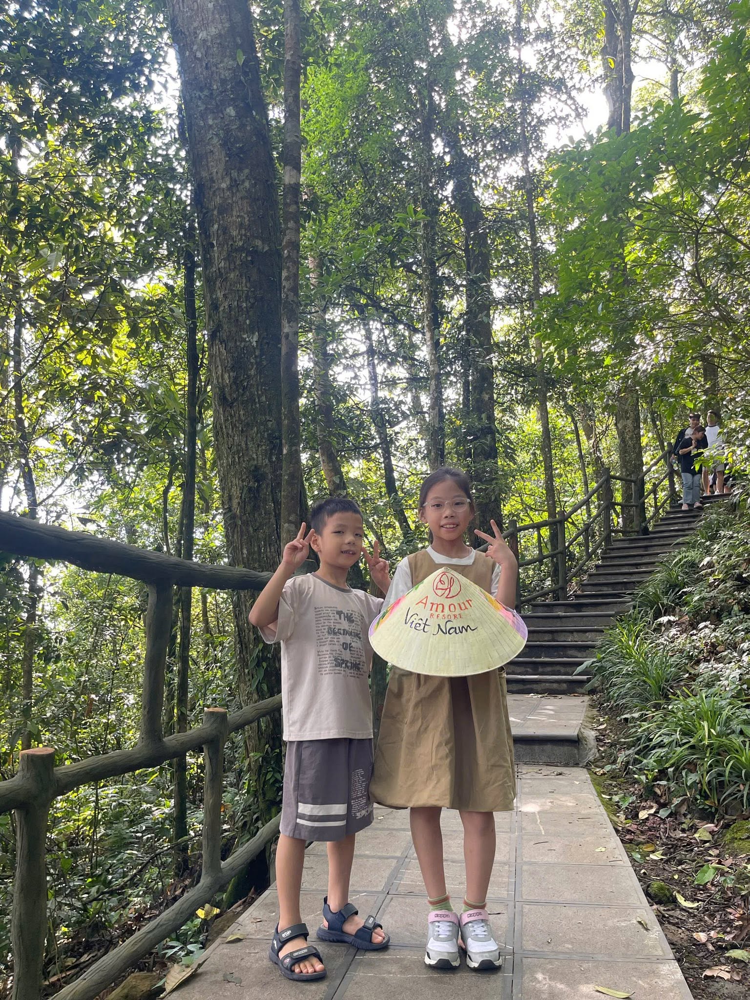 Hoạt động đốt lửa trại, leo núi và trekking cho du khách lưu trú tại Amour Ba Vì 17 Amour-Ba-Vi