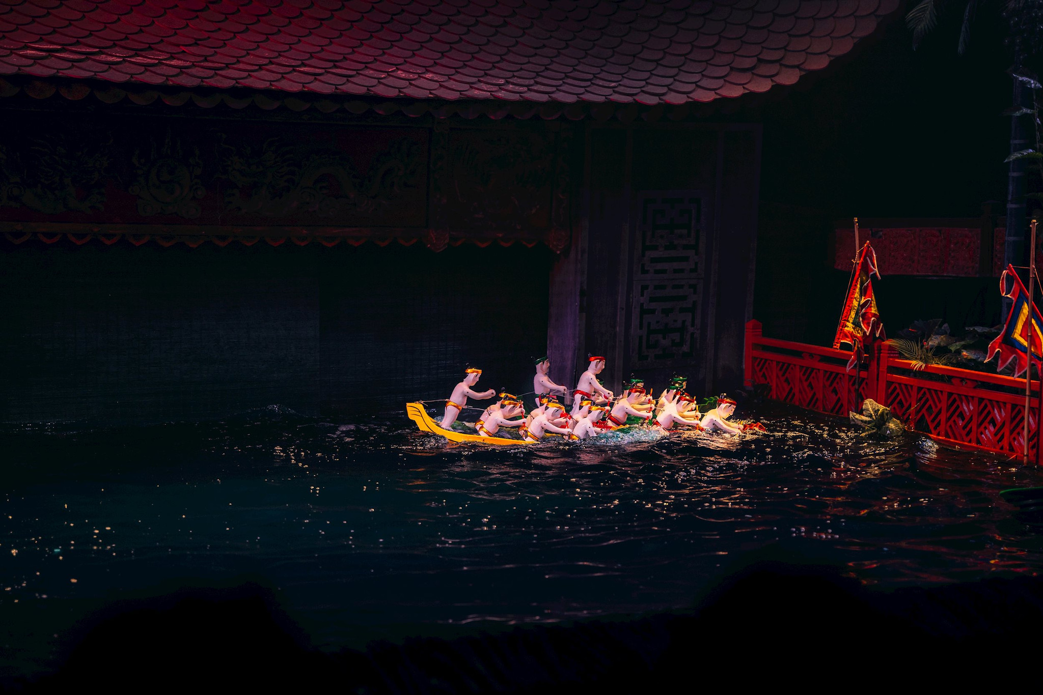 Trải nghiệm Đêm hội Làng Nương Yên Tử: Nhảy múa cùng người Dao Thanh Y, xem múa rối nước và làm nón lá thủ công 18 dtg08143