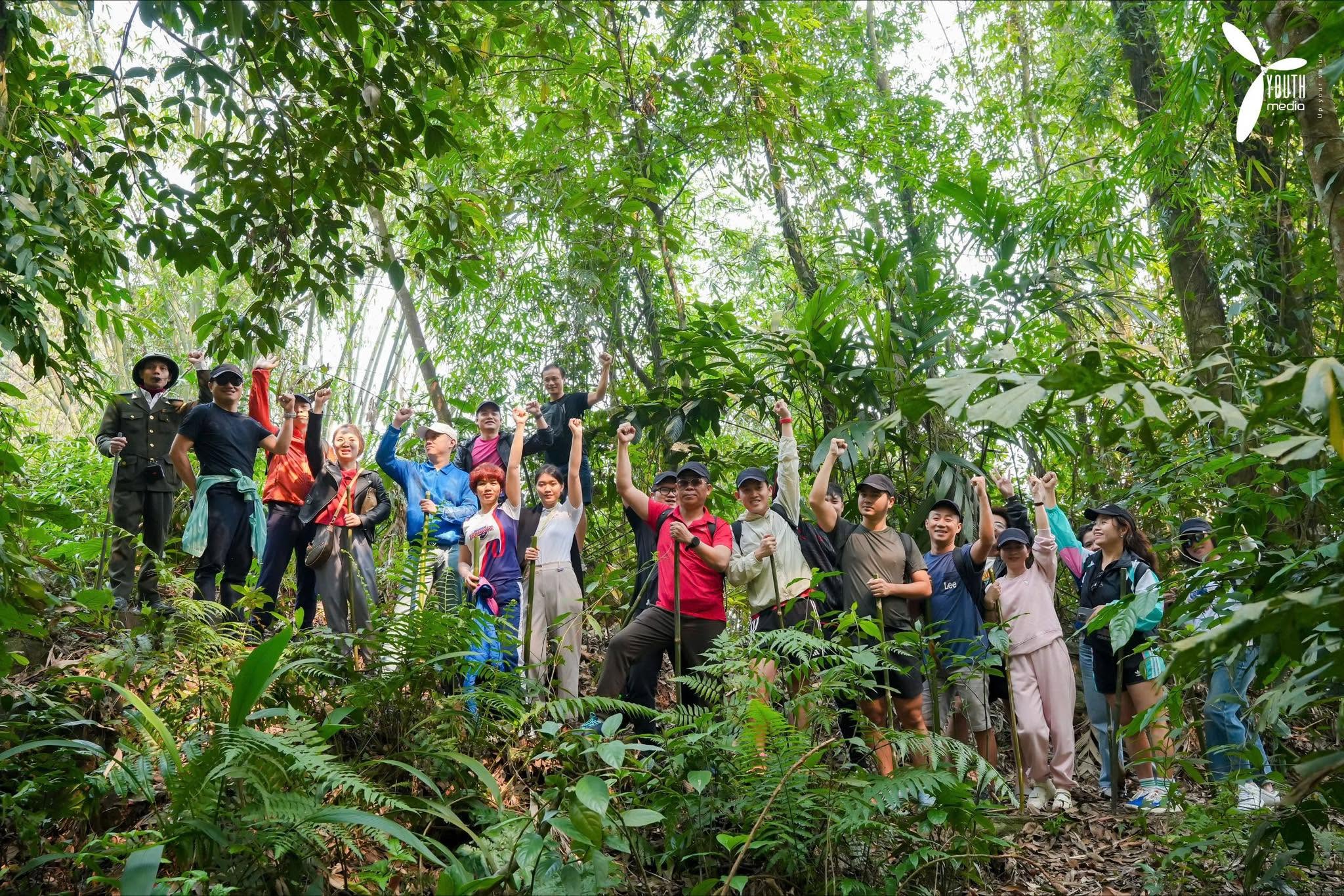 Amour Ba Vì mùa dã quỳ: Lịch trình kết hợp ngắm hoa và nghỉ dưỡng trọn vẹn 23 trekking
